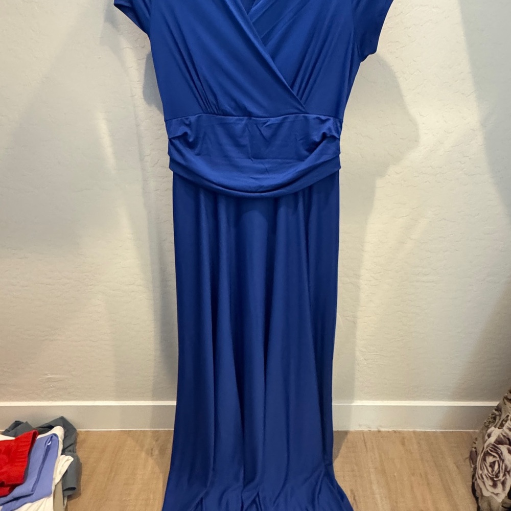 Elegant Blue Maxi Dress